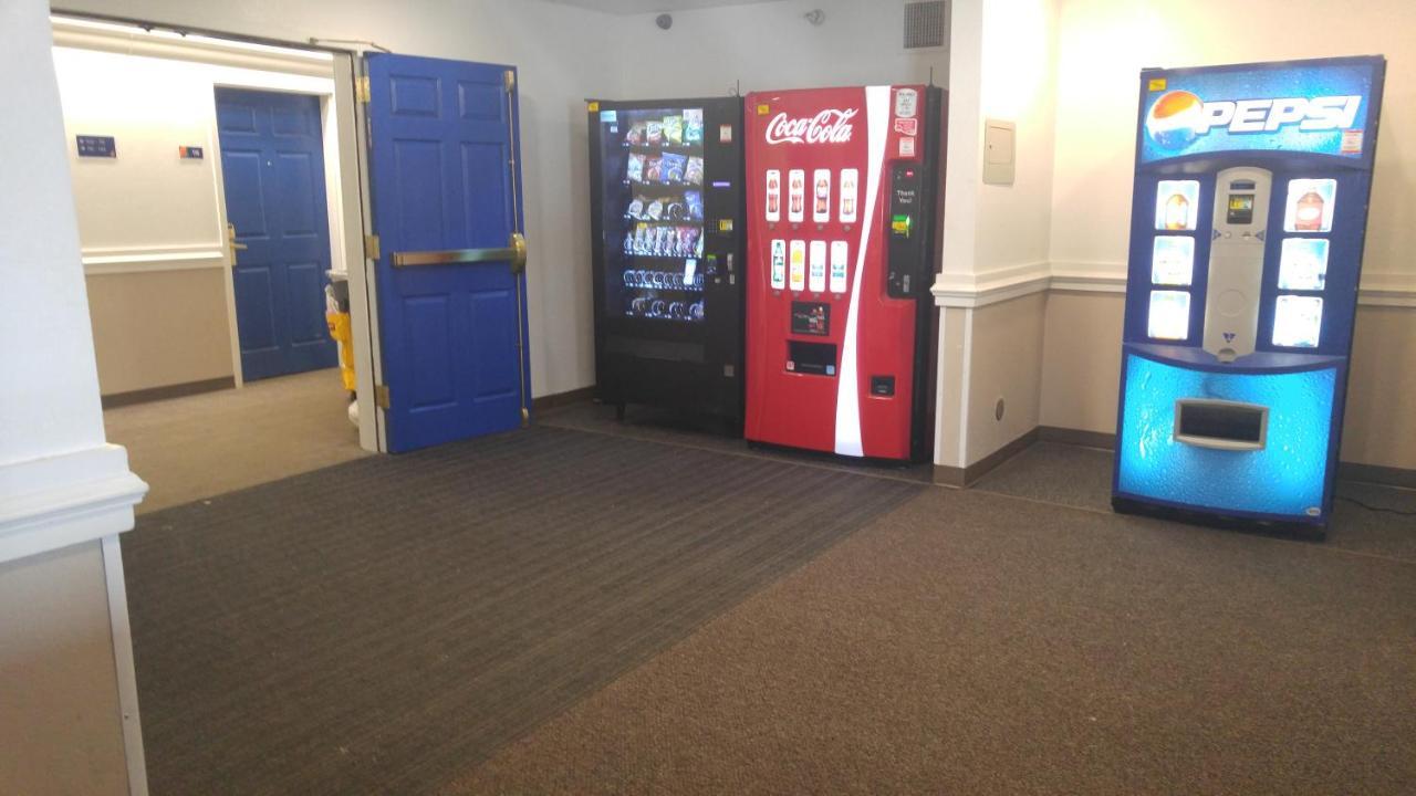 Intown Suites Extended Stay Minneapolis Mn - Coon Rapids Buitenkant foto